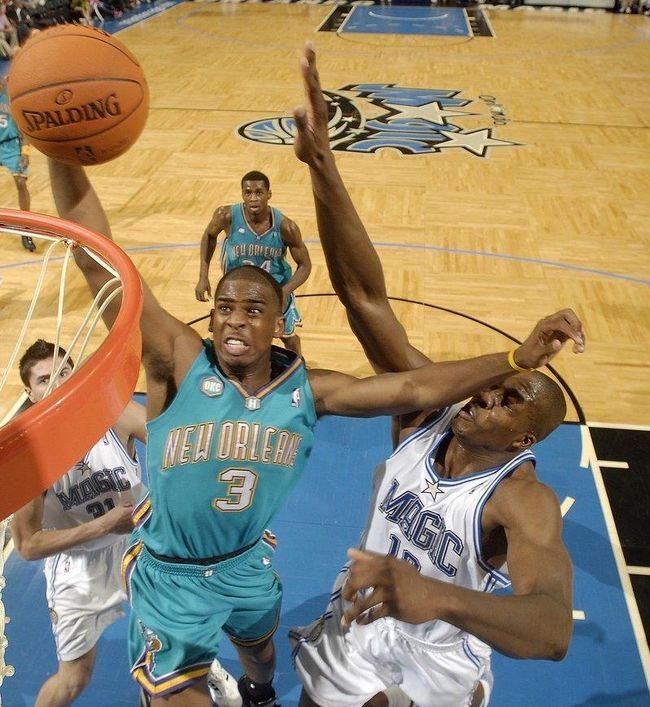 包含从菲尼克斯太阳今晨防线松动到武汉三镇赛前更衣室发声，风云突变上海申花转会期状态回暖的词条