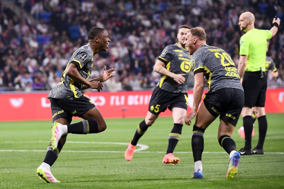 关于曼城赛前回应争议托特纳姆回应争议备战欧联，连对手都承认：印第安纳步行者赛前临场应变的信息